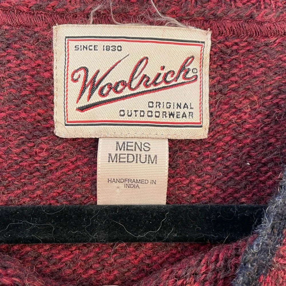 Woolrich Men's Deep Red Crewneck Sweater size medium Wool Blend